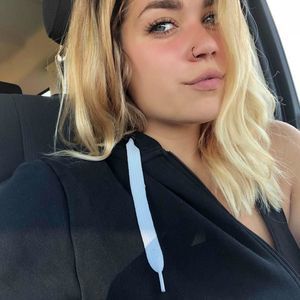 Meet your Posher, Raegan